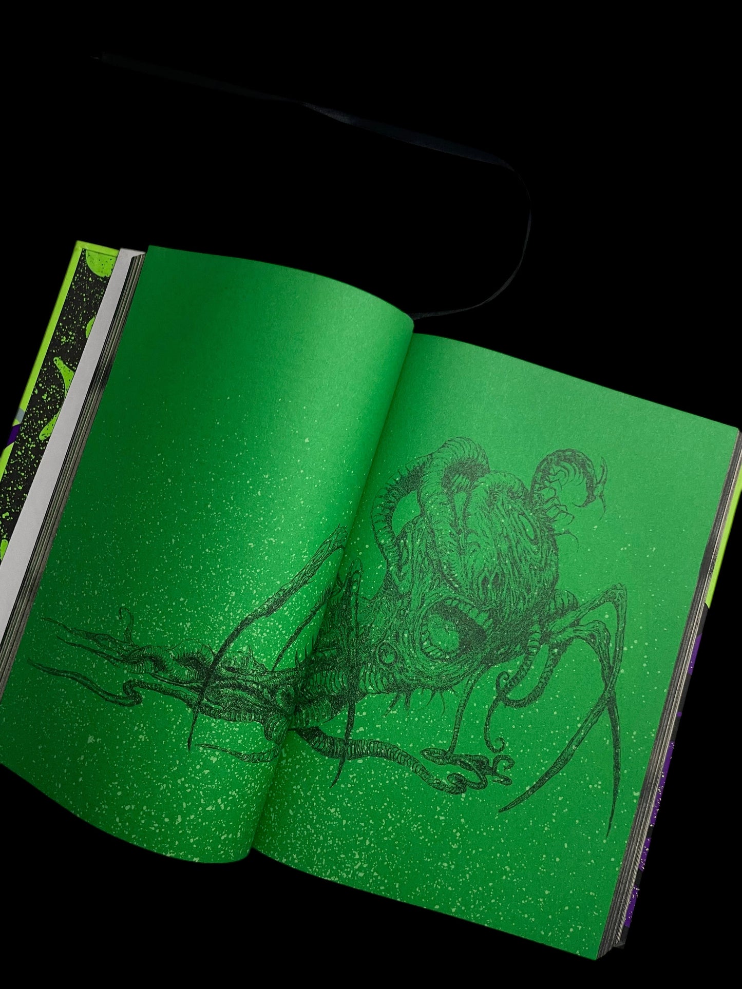 Livro H.P Lovecraft Cosmic edition