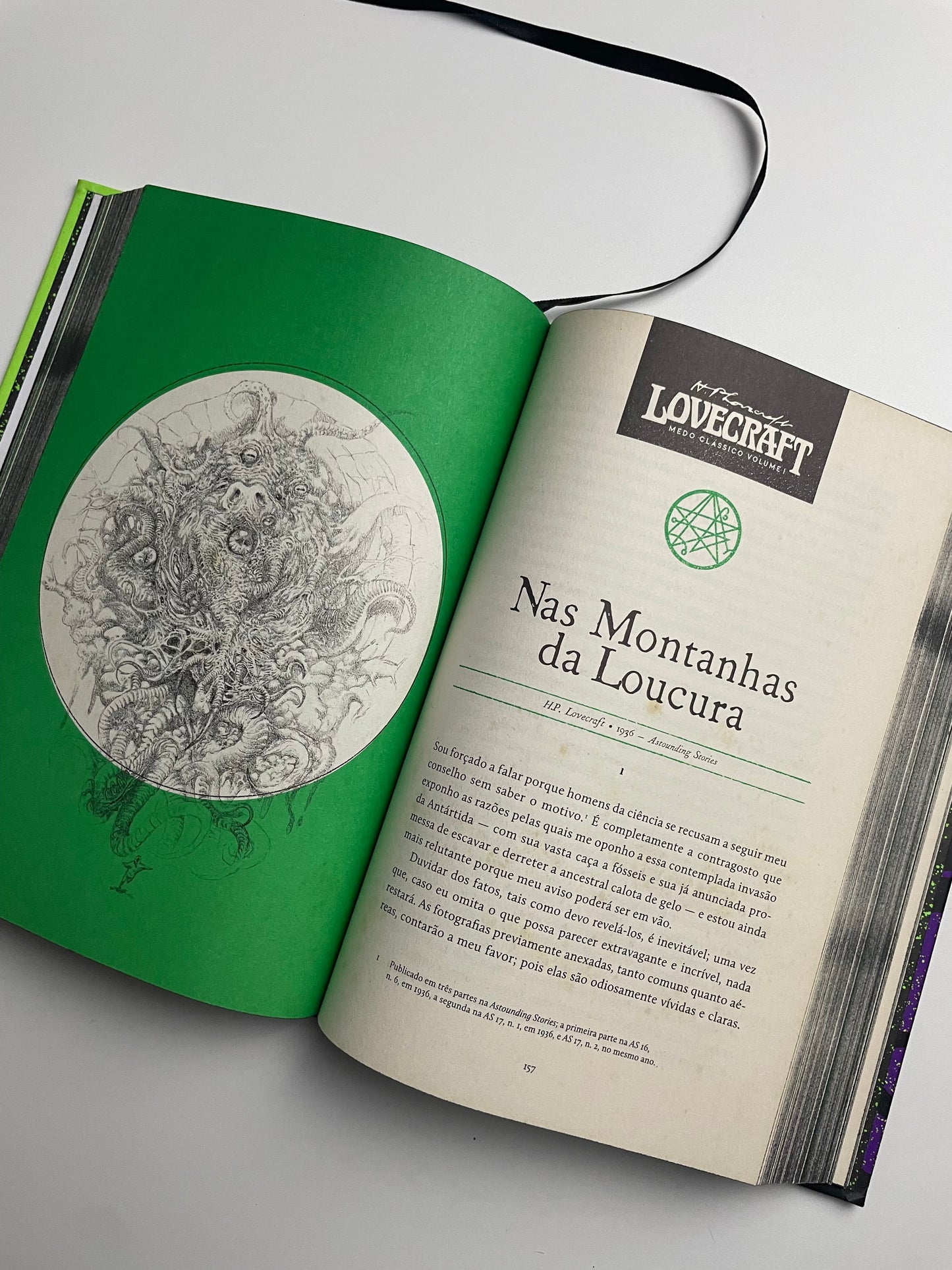 Livro H.P Lovecraft Cosmic edition